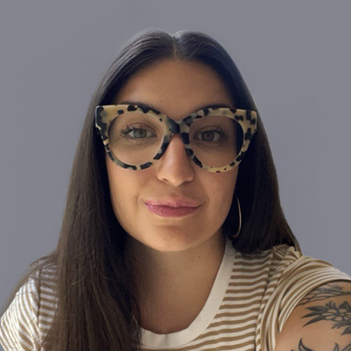 Graphic Designer & Social Media Assistant