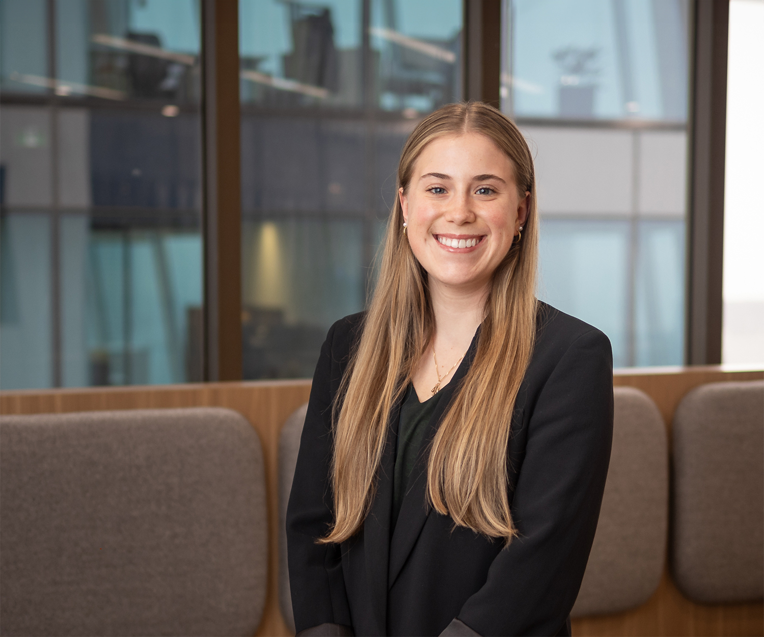 Elizabeth Collins's Profile Image